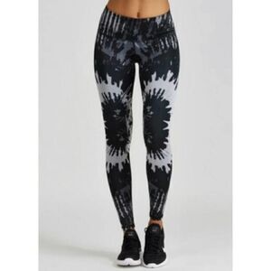 Noli Mystic splatter tie dye legging sz S